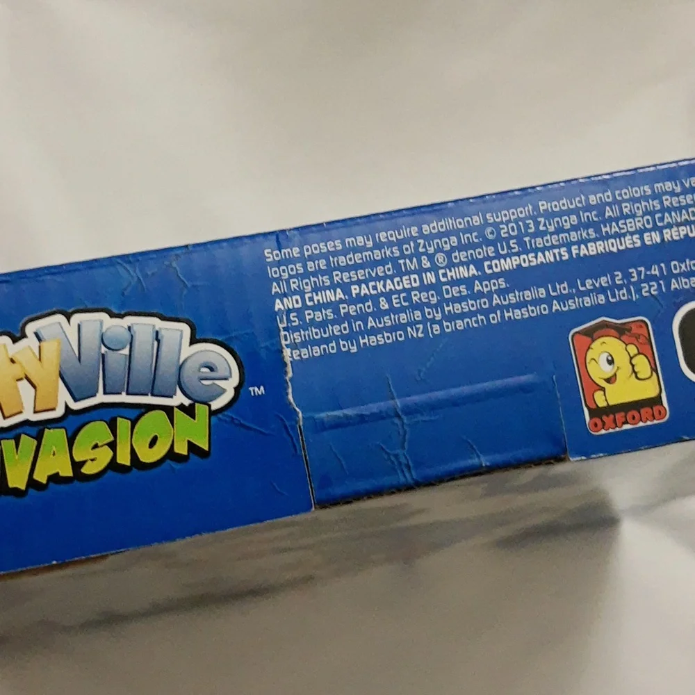 KRE-O CityVille Invasion Marina Madness Set DIY Brick Build Kit A3249 SEALED